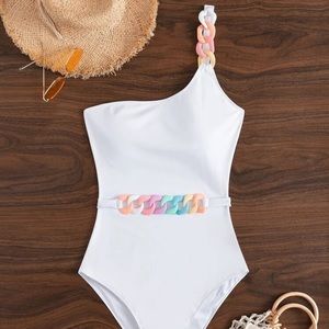 One shoulder one piece